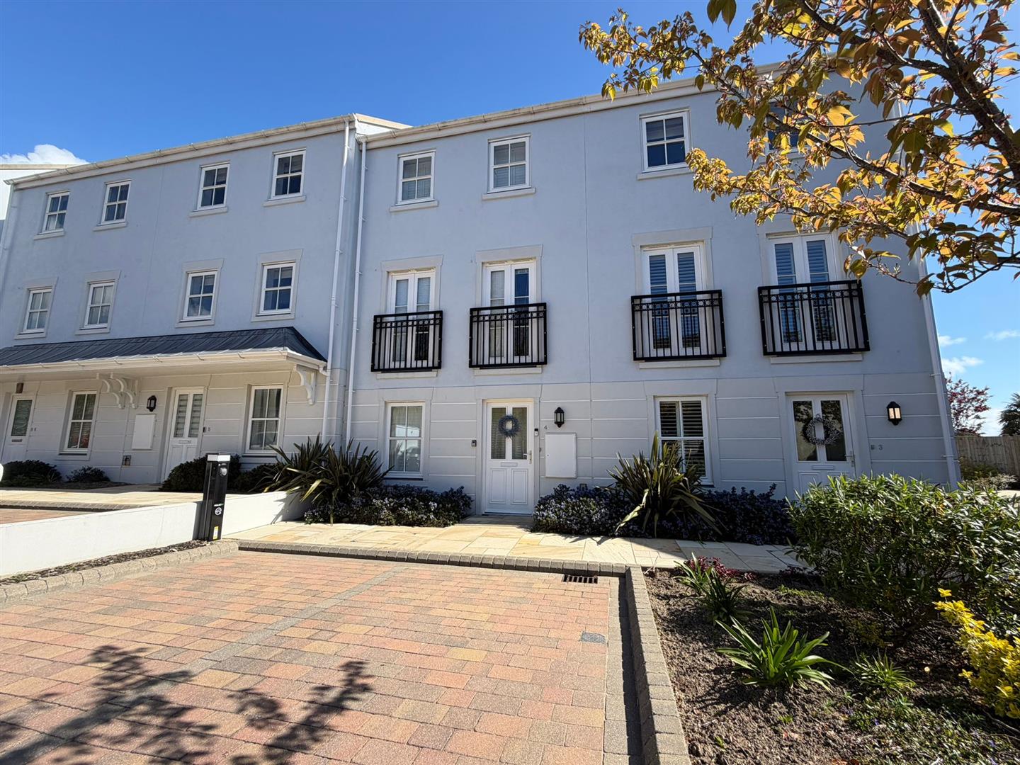 4 Regents View, St John’s Road, St Helier